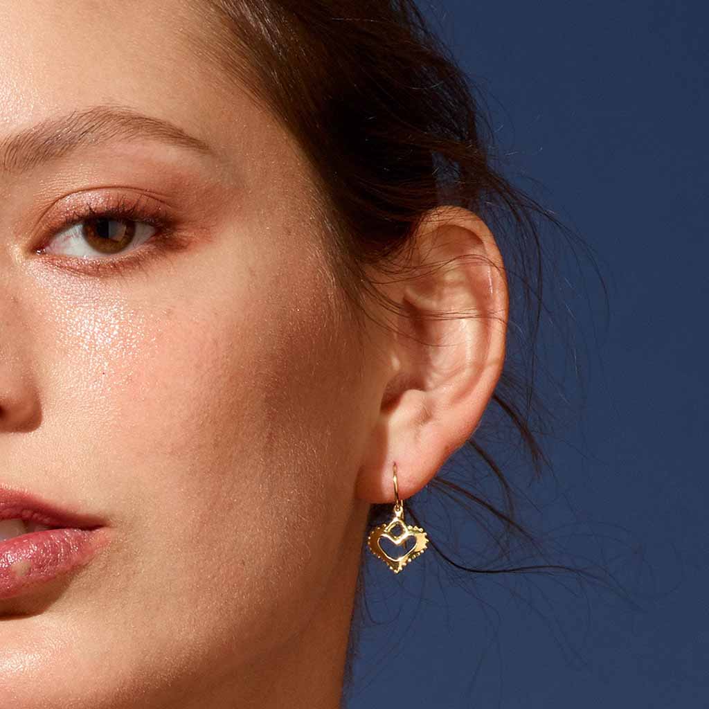 18k gold heart dangle earrings by Jane Bartel Jewelry