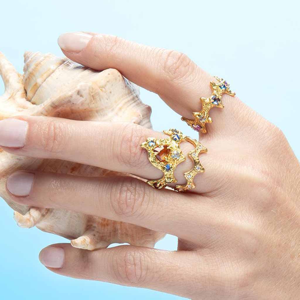 18k gold seashell textured ring with colored sapphires ocean inspired jewelry by Jane Bartel